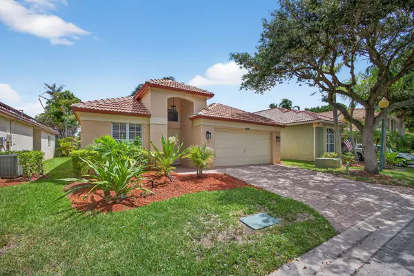 Riviera Beach, FL 33418,5008 Elpine WAY