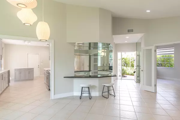 Boca Raton, FL 33487,17720 Candlewood Ter TER