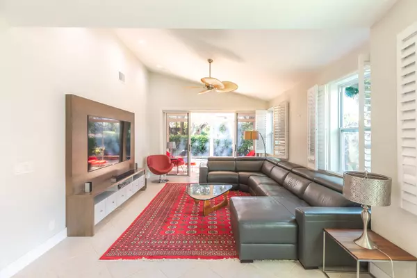 Boca Raton, FL 33487,17720 Candlewood Ter TER