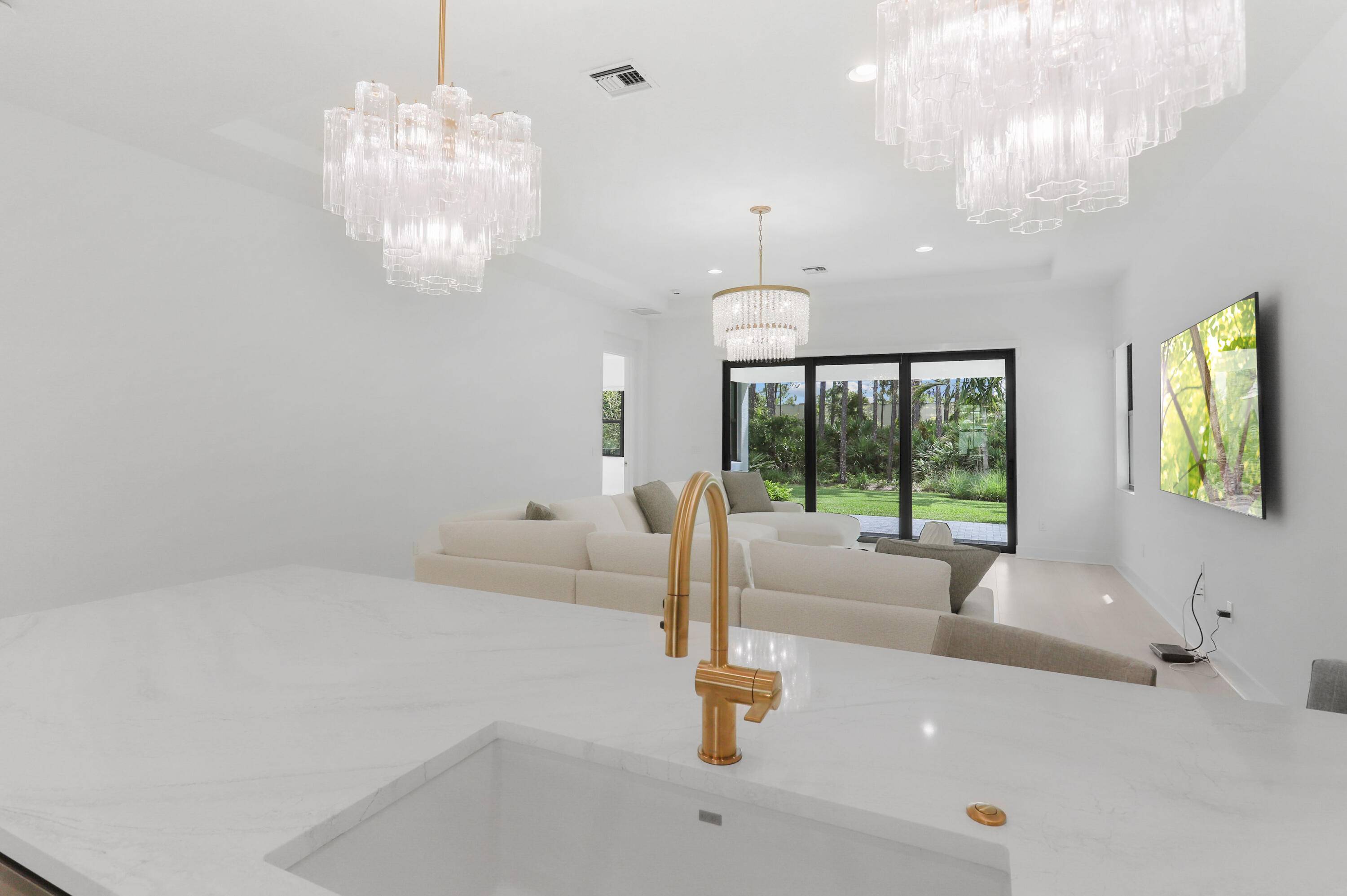 Palm Beach Gardens, FL 33418,13214 Artisan CIR