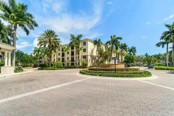 Boynton Beach, FL 33426,4 201 Renaissance WAY 201