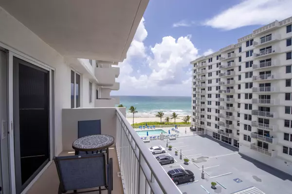 Highland Beach, FL 33487,3221 S Ocean BLVD 501