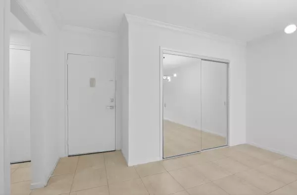 Boca Raton, FL 33432,2851 S Ocean BLVD 2h