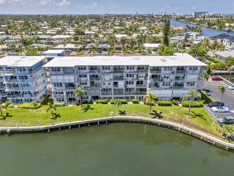 1511 SE 15th CT 304, Deerfield Beach, FL 33441