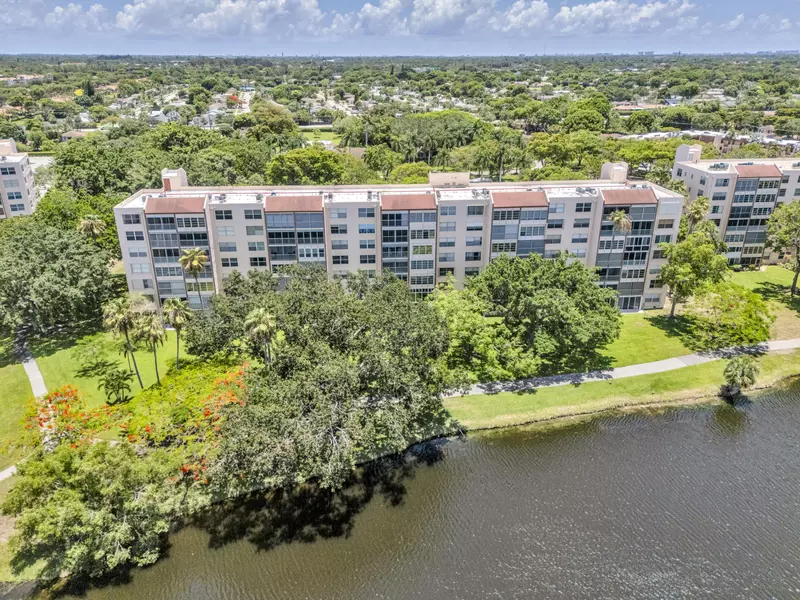 14623 Bonaire BLVD 203, Delray Beach, FL 33446
