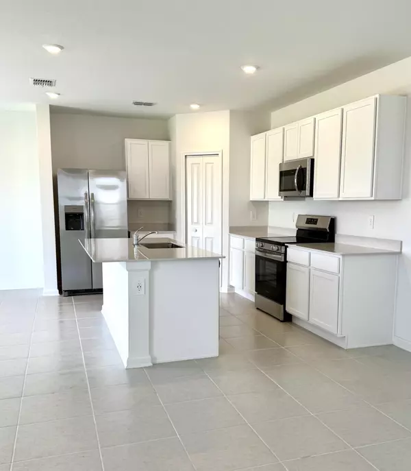 Lake Wales, FL 33853,3430 Howell DR