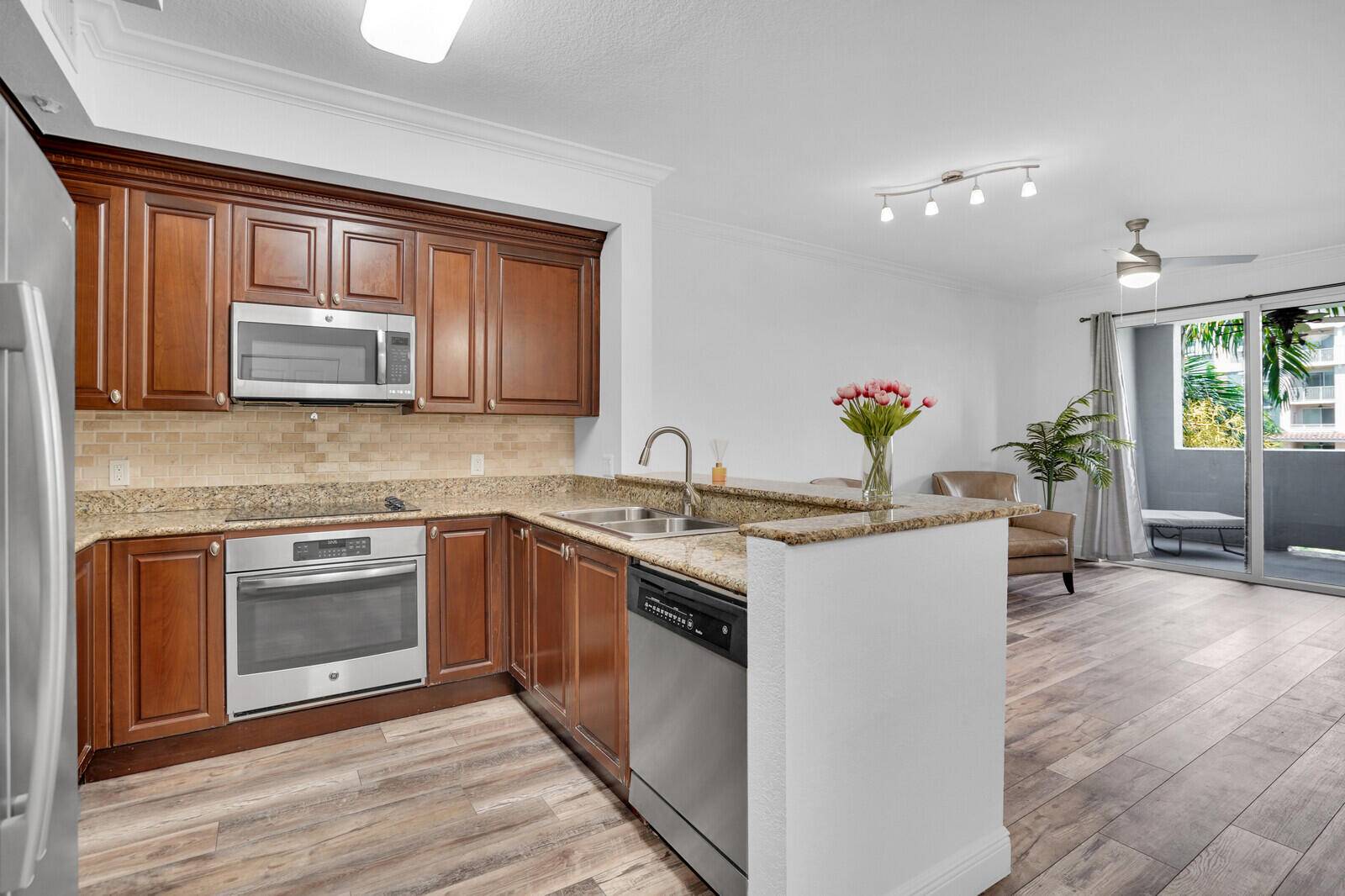Boynton Beach, FL 33426,1690 Renaissance Commons BLVD 1409