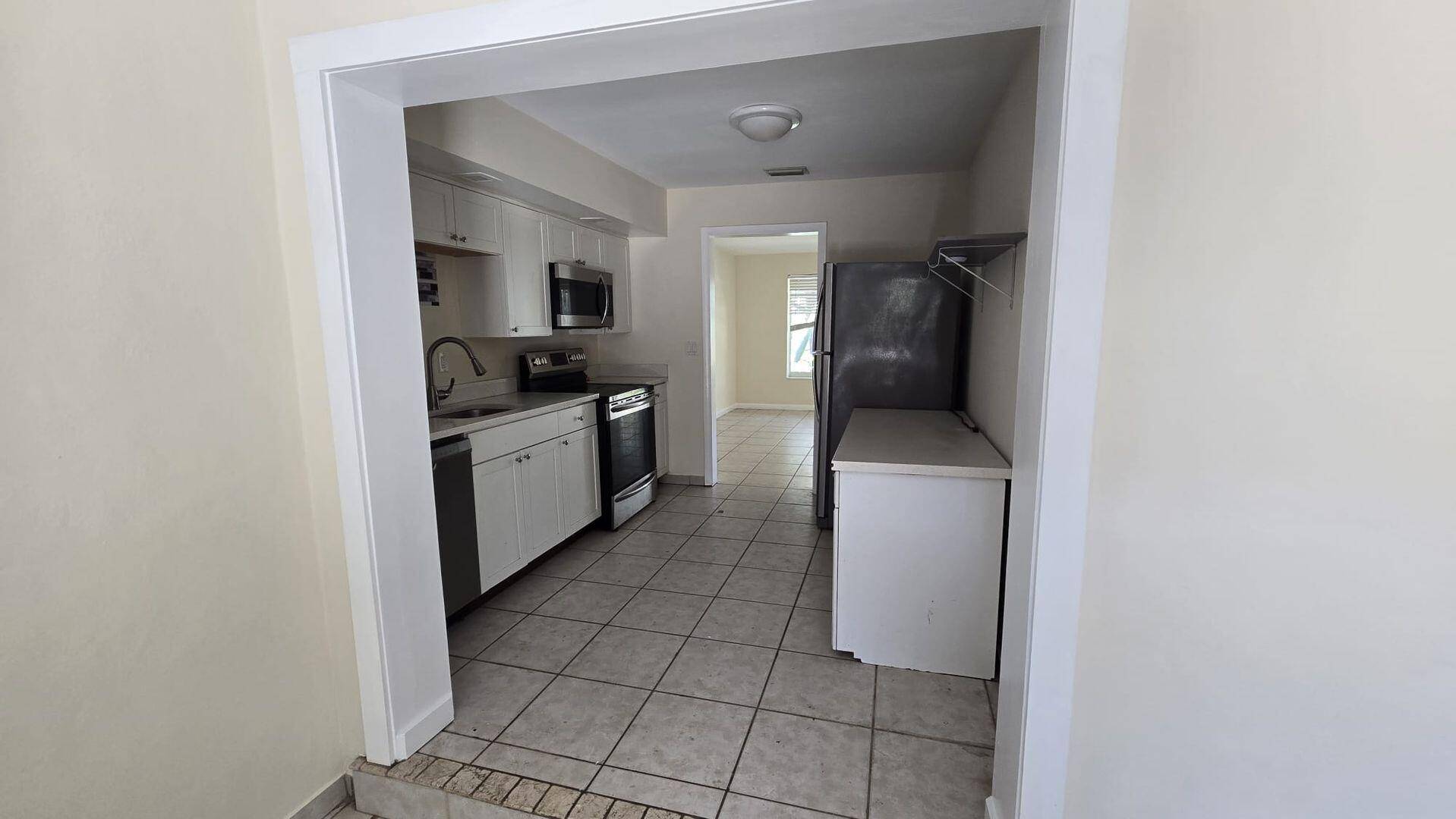 Wilton Manors, FL 33305,1401 NE 21st ST