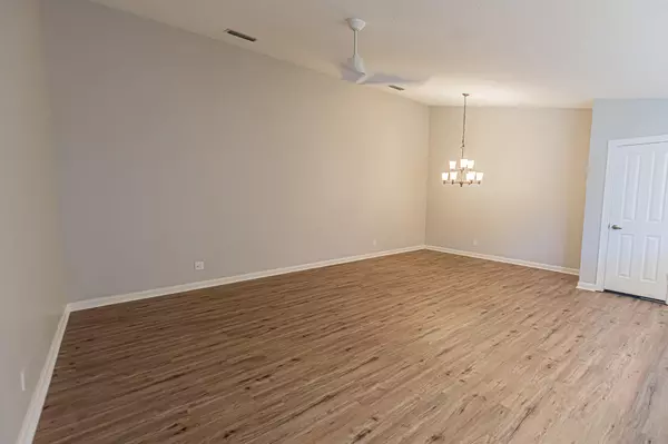 Port Saint Lucie, FL 34986,1246 NW Sun Terrace CIR D