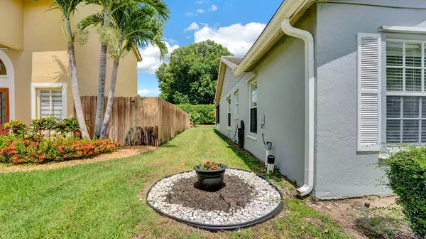 Boynton Beach, FL 33437,9858 Holly Hill DR