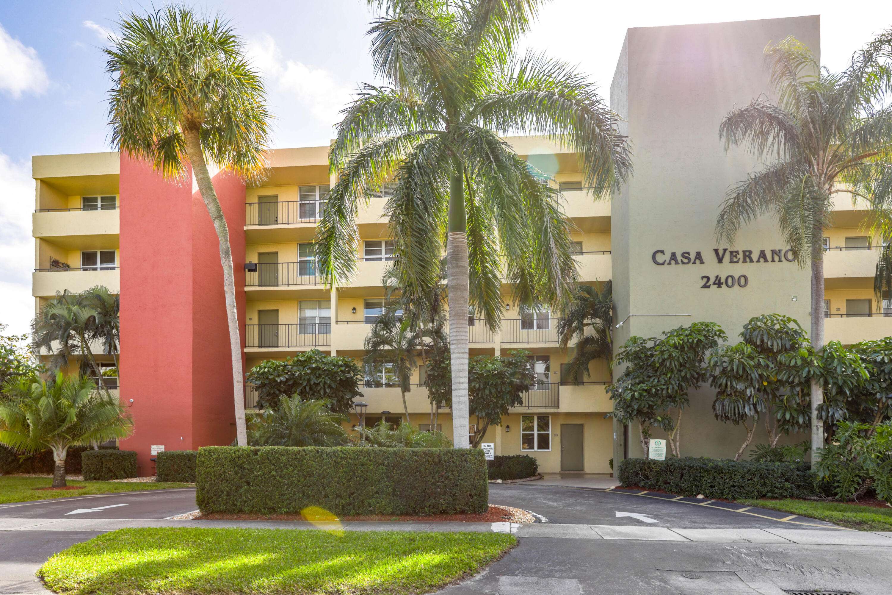 Pompano Beach, FL 33062,2400 NE 10th ST 506