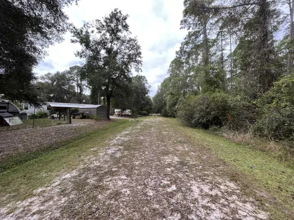 Georgetown, FL 32139,108 SE 5th ST