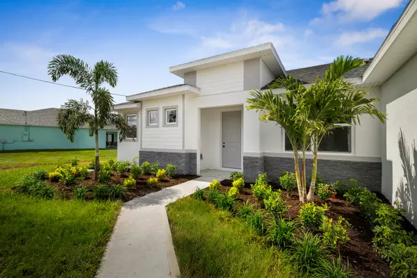 Port Saint Lucie, FL 34953,165 SW Amesbury AVE