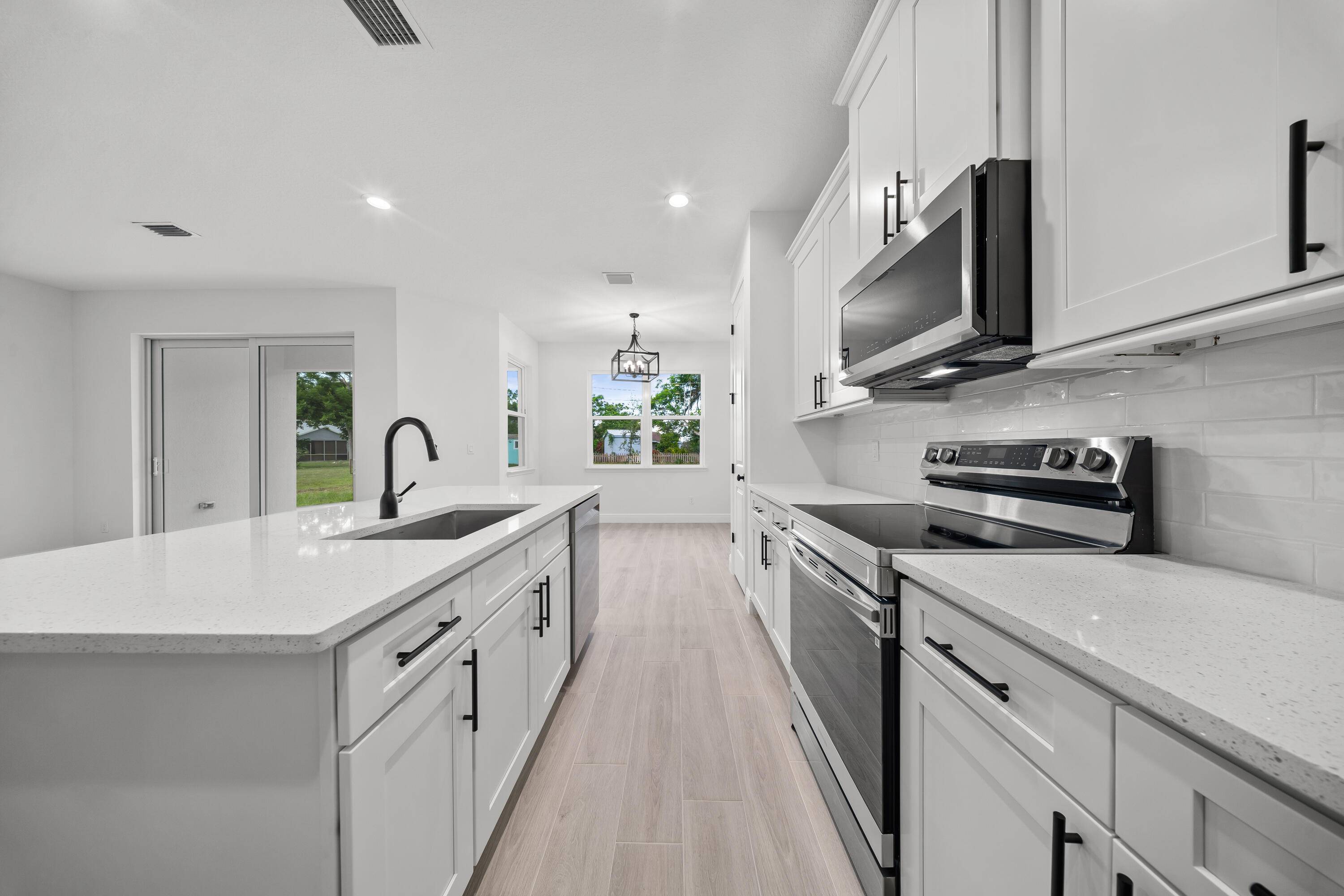 Port Saint Lucie, FL 34953,165 SW Amesbury AVE