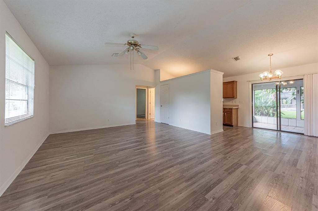 Vero Beach, FL 32962,1636 SW 20th PL