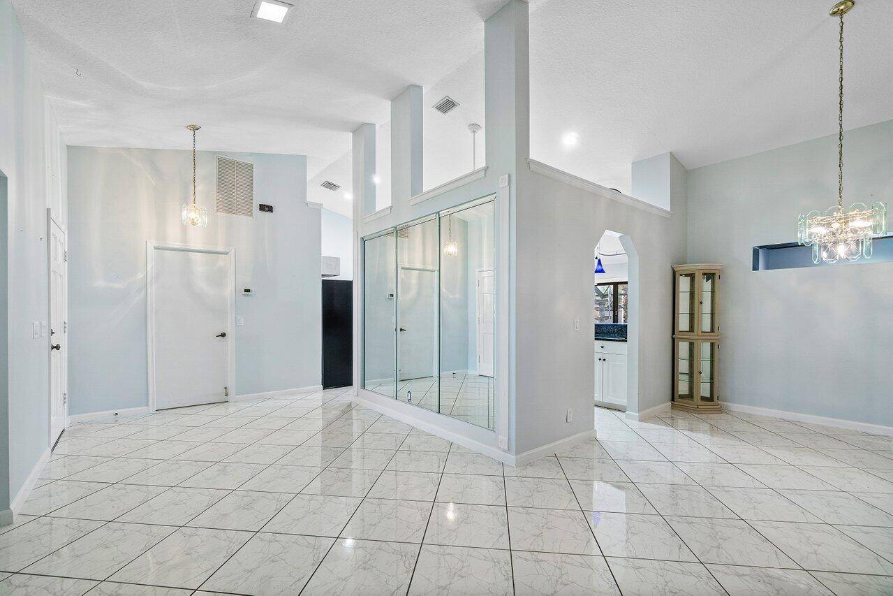 Lake Worth, FL 33467,61 W Rubber Tree DR