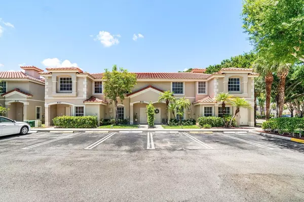 West Palm Beach, FL 33406,841 Summit Lake DR
