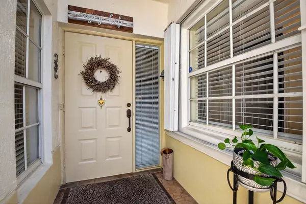 Delray Beach, FL 33484,6058 Lake Hibiscus DR