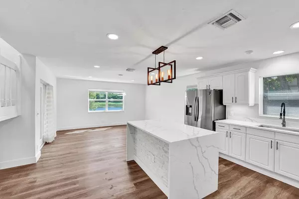Delray Beach, FL 33445,4110 NW 10th ST