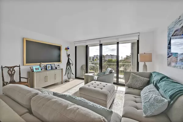 2860 S Ocean BLVD 416, Palm Beach, FL 33480