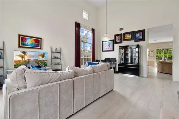 Wellington, FL 33449,4085 Wellington Shores DR