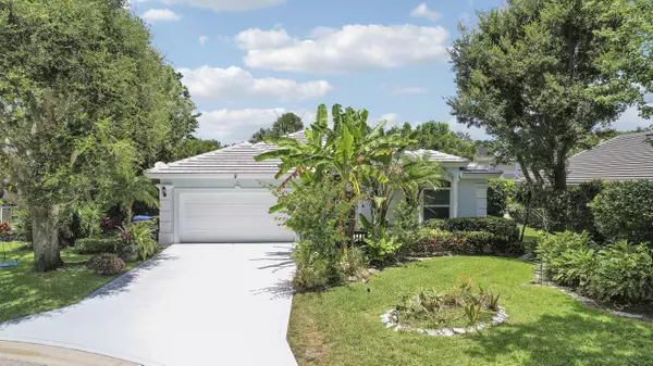 496 N Peacock LN, Jupiter, FL 33458