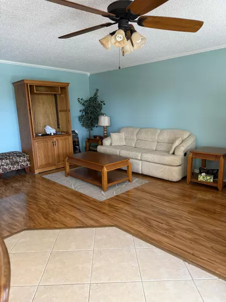 3007 Yarmouth A, Boca Raton, FL 33434