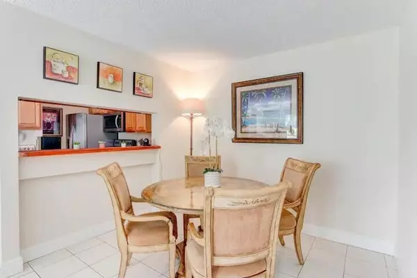 West Palm Beach, FL 33409,1007 Green Pine BLVD G1