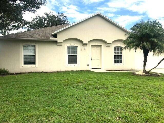 513 SW Ester AVE, Port Saint Lucie, FL 34983