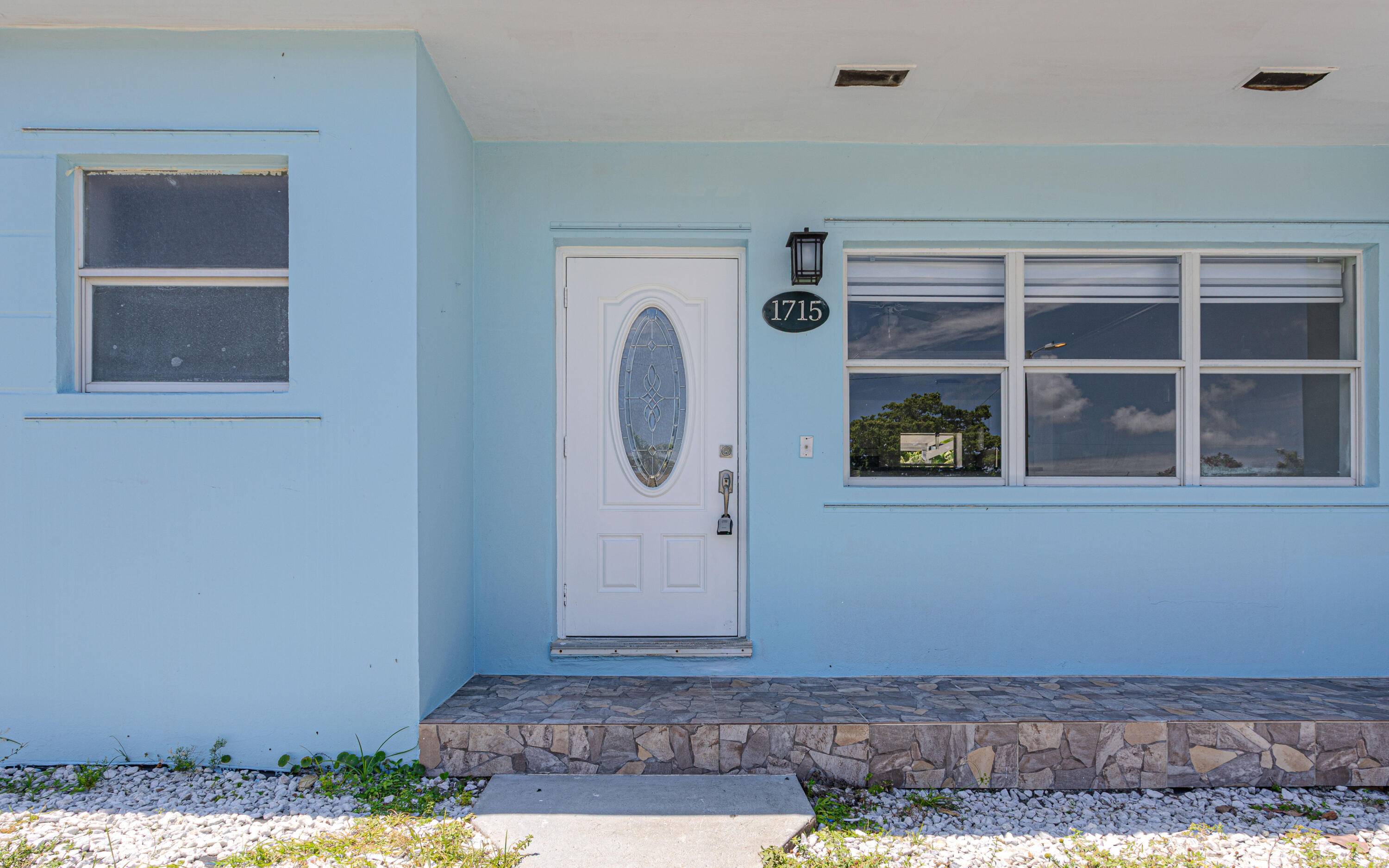 Lake Worth Beach, FL 33460,1715 N 12th AVE