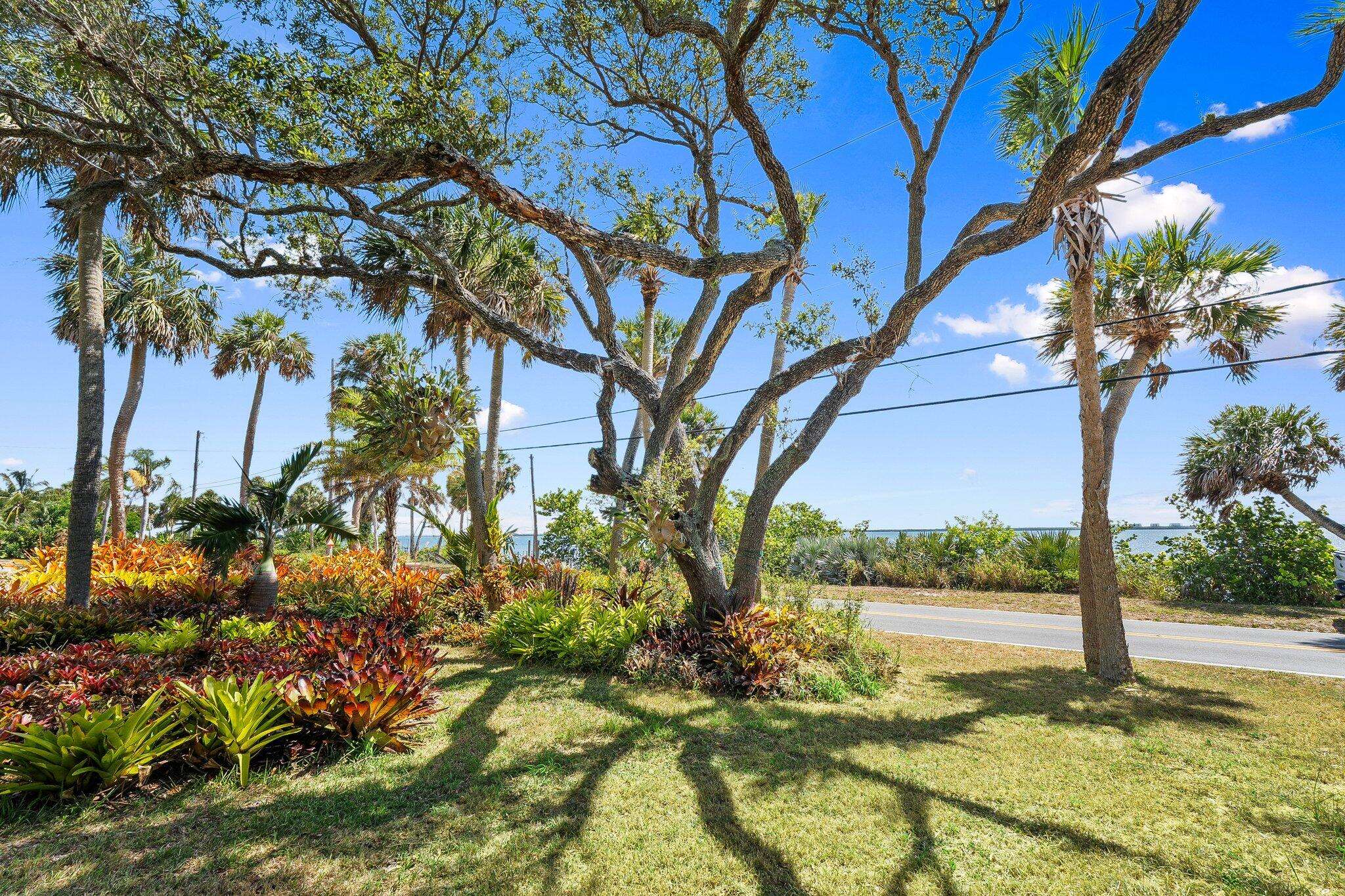 Fort Pierce, FL 34982,9909 S Indian River DR