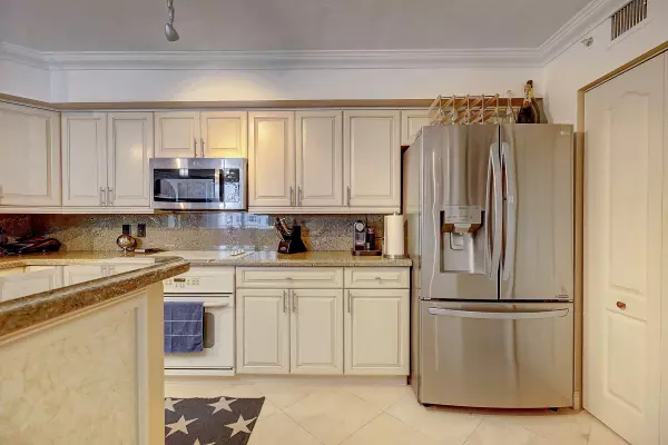 Highland Beach, FL 33487,3606 S Ocean 703 BLVD 703