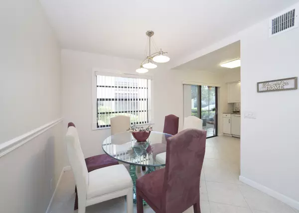 Delray Beach, FL 33484,247 Capri F