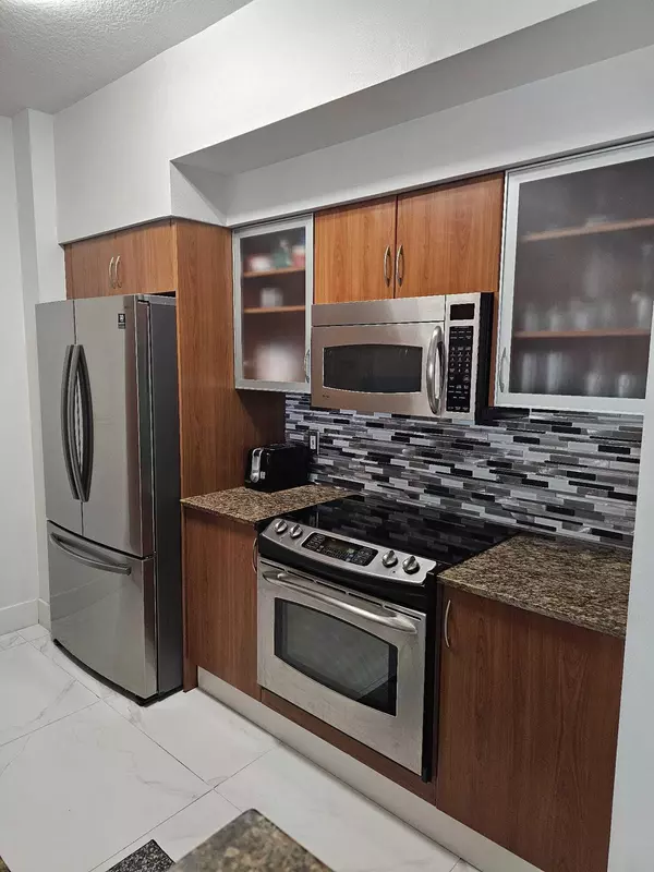 Lantana, FL 33462,804 E Windward WAY 221