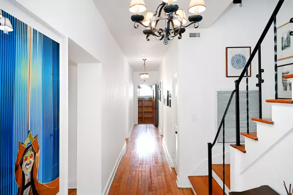 Boca Raton, FL 33486,801 Hibiscus ST