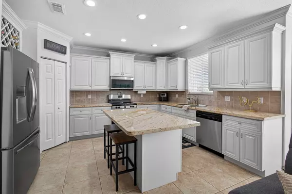3004 N Evergreen CIR, Boynton Beach, FL 33426