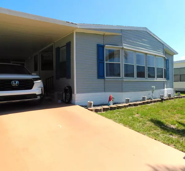 514 Hemingway TER, Fort Pierce, FL 34982