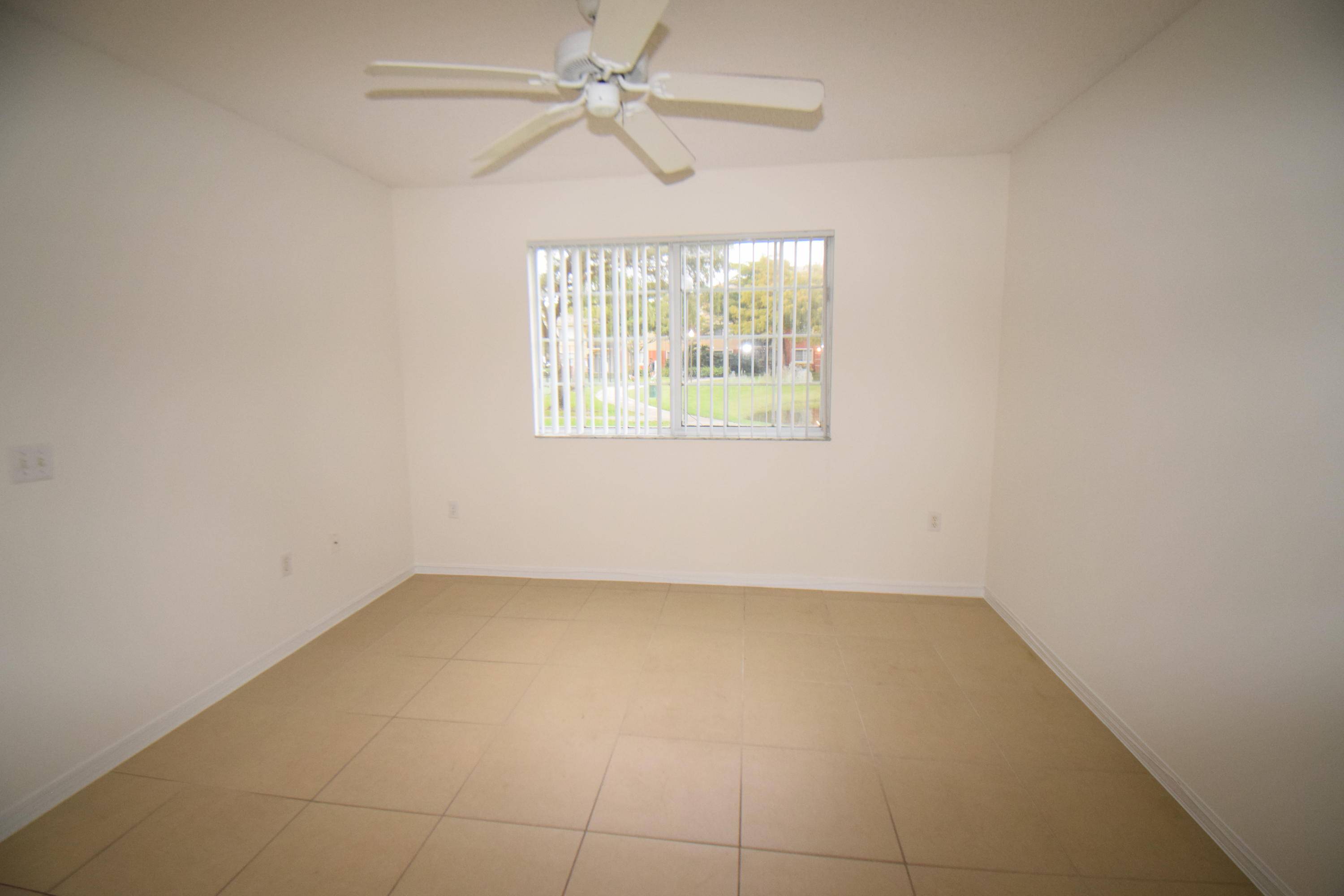 West Palm Beach, FL 33417,4175 N Haverhill 914 RD 914