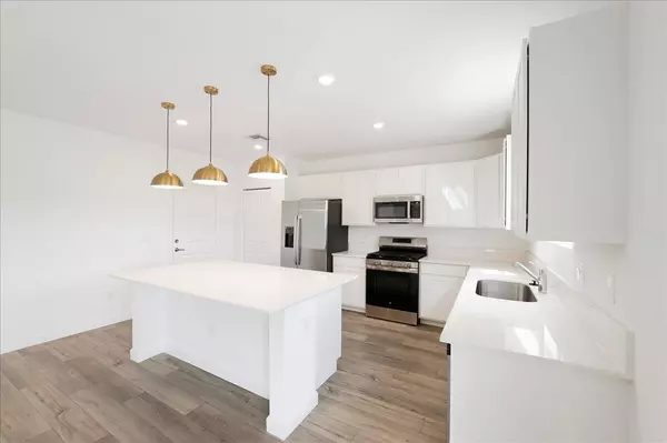 Port Saint Lucie, FL 34987,6379 NW Windwood WAY