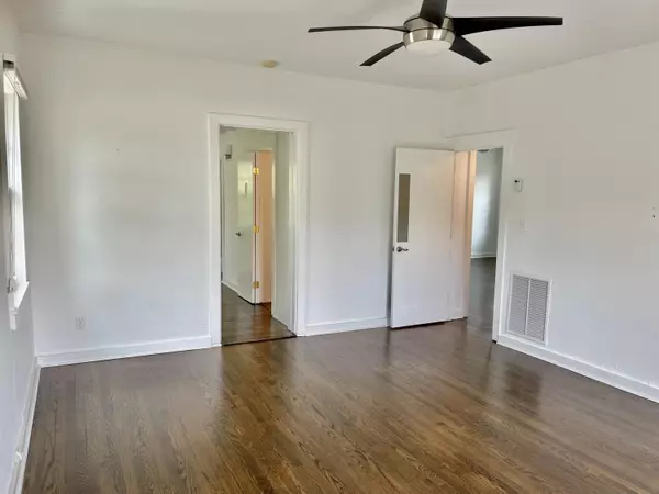 Palm Beach, FL 33480,234 Australian AVE B