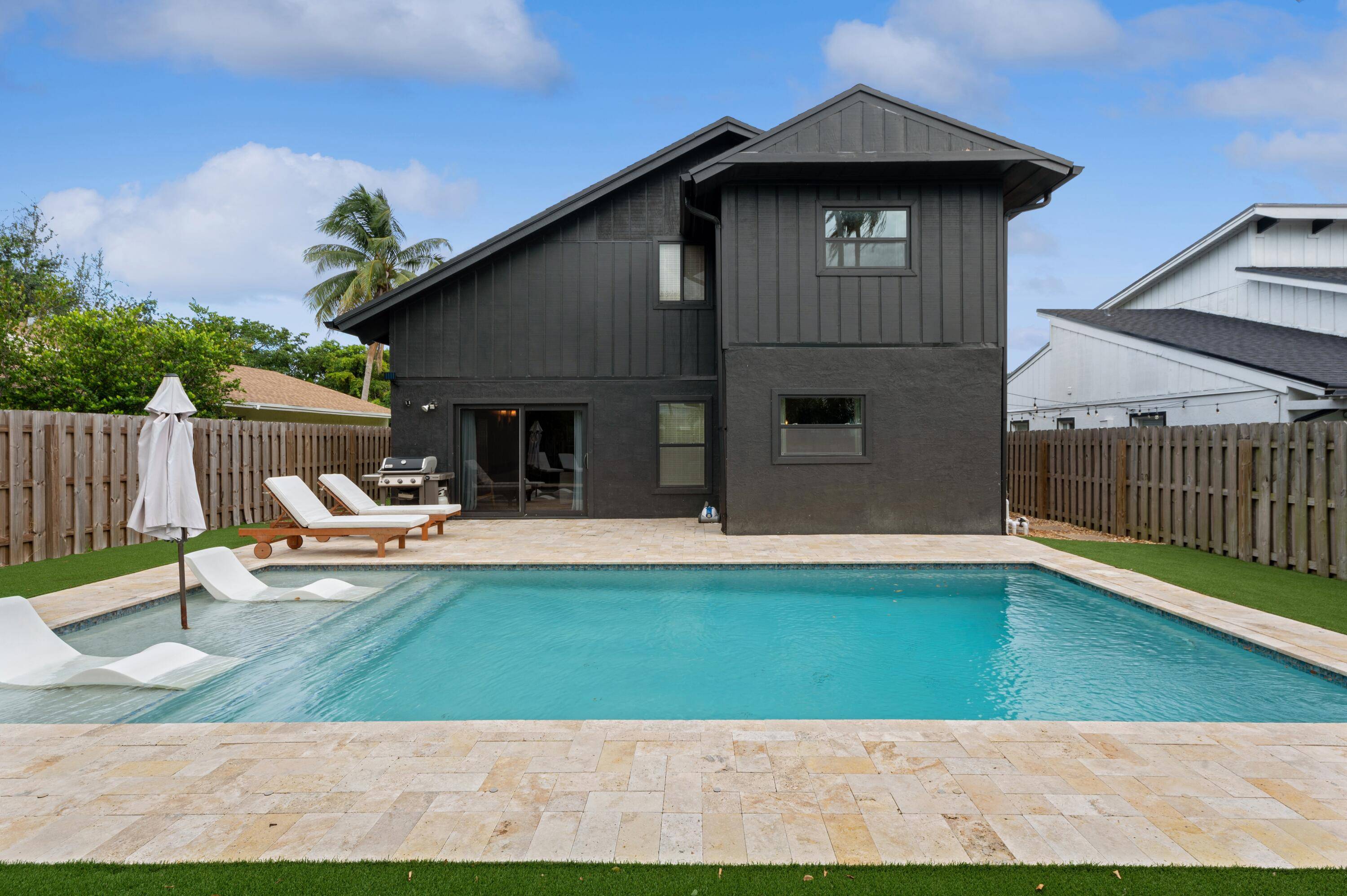 2385 Zeder AVE, Delray Beach, FL 33444