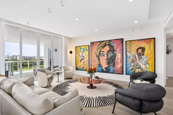 Boca Raton, FL 33432,200 SE Mizner BLVD 717