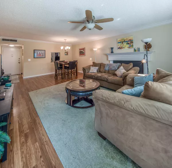 Lake Worth Beach, FL 33460,1516 S Lakeside DR 205