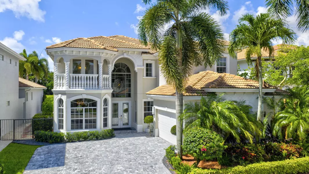 8168 Valhalla DR, Delray Beach, FL 33446