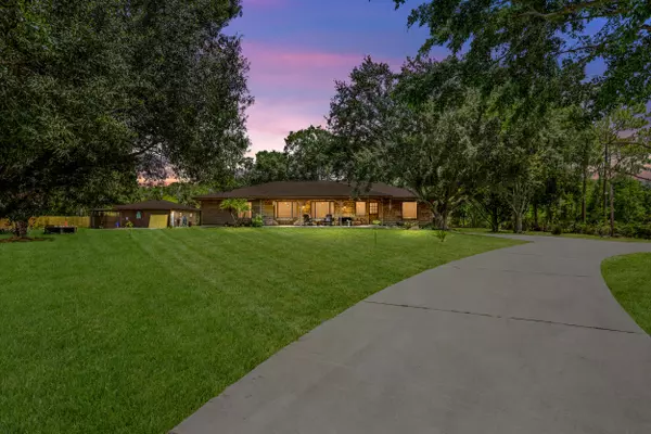 15705 Tangelo BLVD, The Acreage, FL 33412
