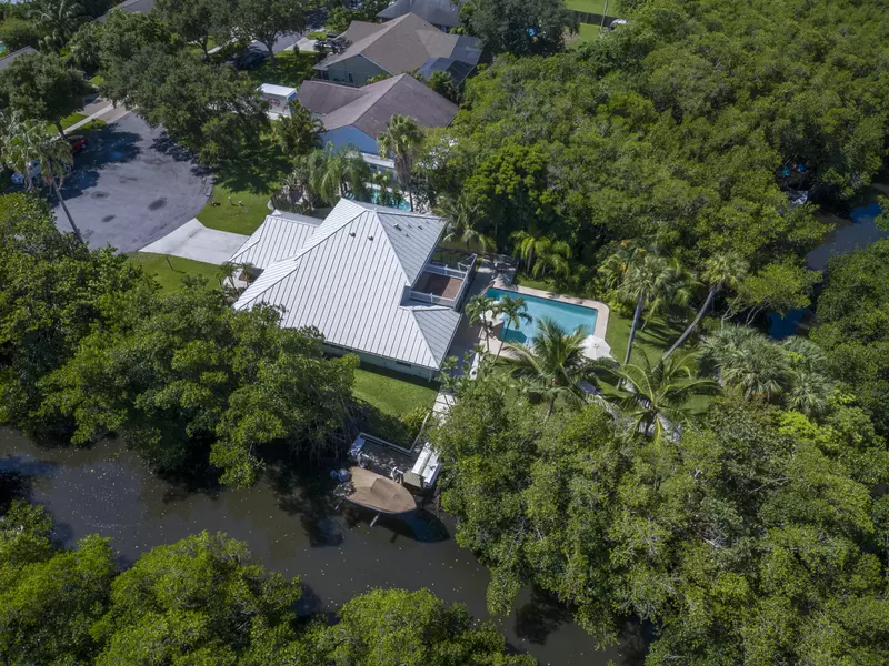 207 Jupiter Woods DR, Jupiter, FL 33458