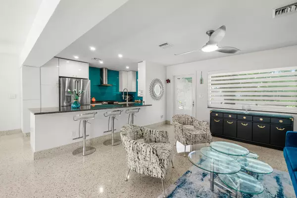 West Palm Beach, FL 33405,301 Linda LN