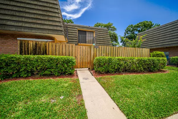 West Palm Beach, FL 33407,3321 33rd WAY