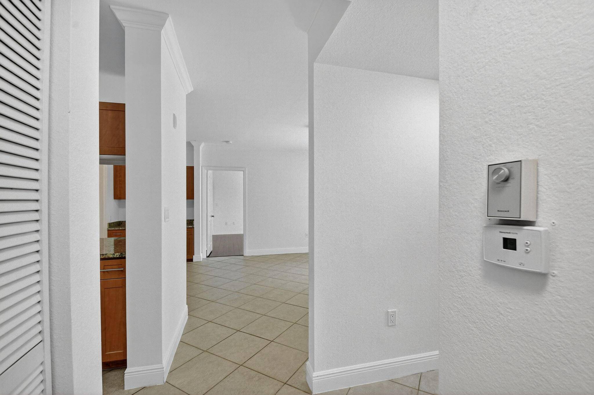 West Palm Beach, FL 33411,6511 Emerald Dunes DR 304