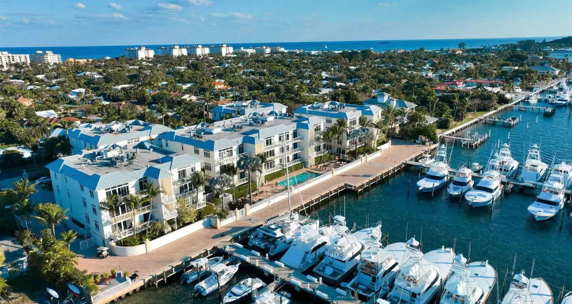 184 Lake DR 2204, Palm Beach Shores, FL 33404
